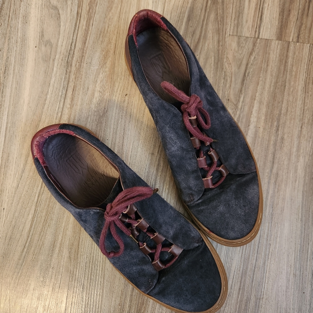 Noah waxman shoes size 9.5